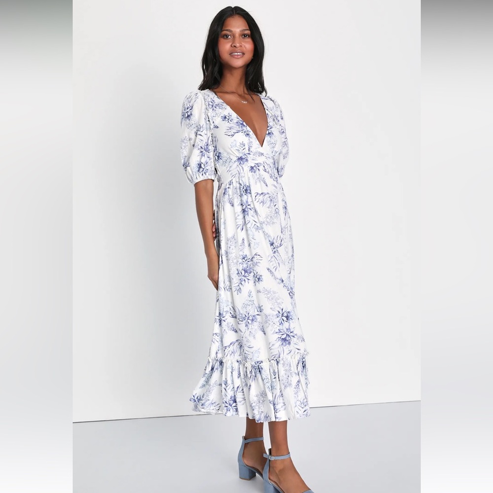 NWT White and Blue Floral Puff Sleeve Backless Midi Dress